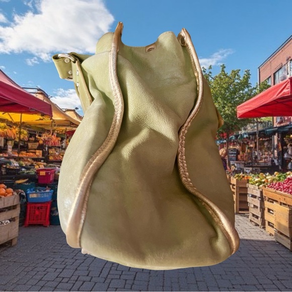 Italian Roberta Gandalfi Green/Gold Leather Handbag - Picture 8 of 8